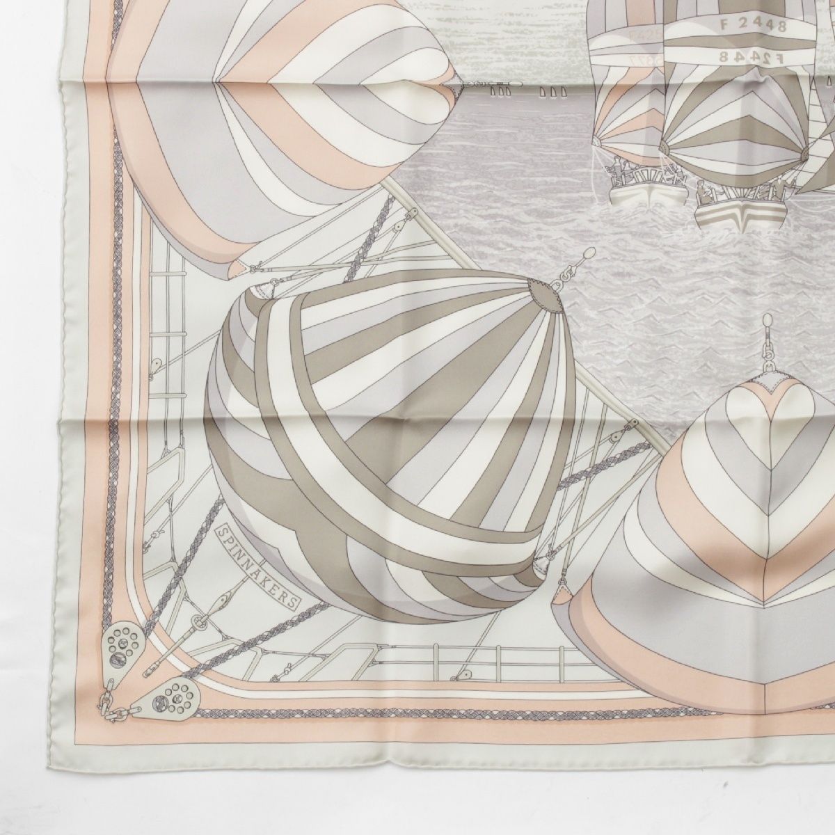 エルメス シルク カレ90 SPINNAKERS スピンネーカー スカーフ ベージュ