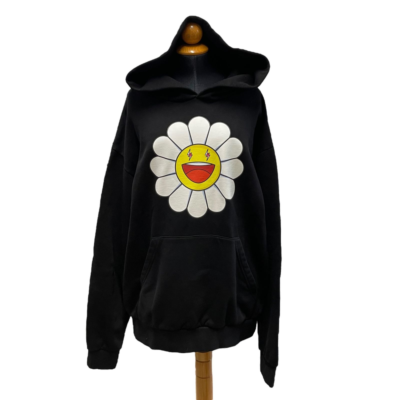 ◇中古品◇J Balvin x Takashi Murakami フラワーパーカー ホワイト 村上隆 黒 ブラック サイズL 黒 コラボ 限定品  R72192ND - メルカリ