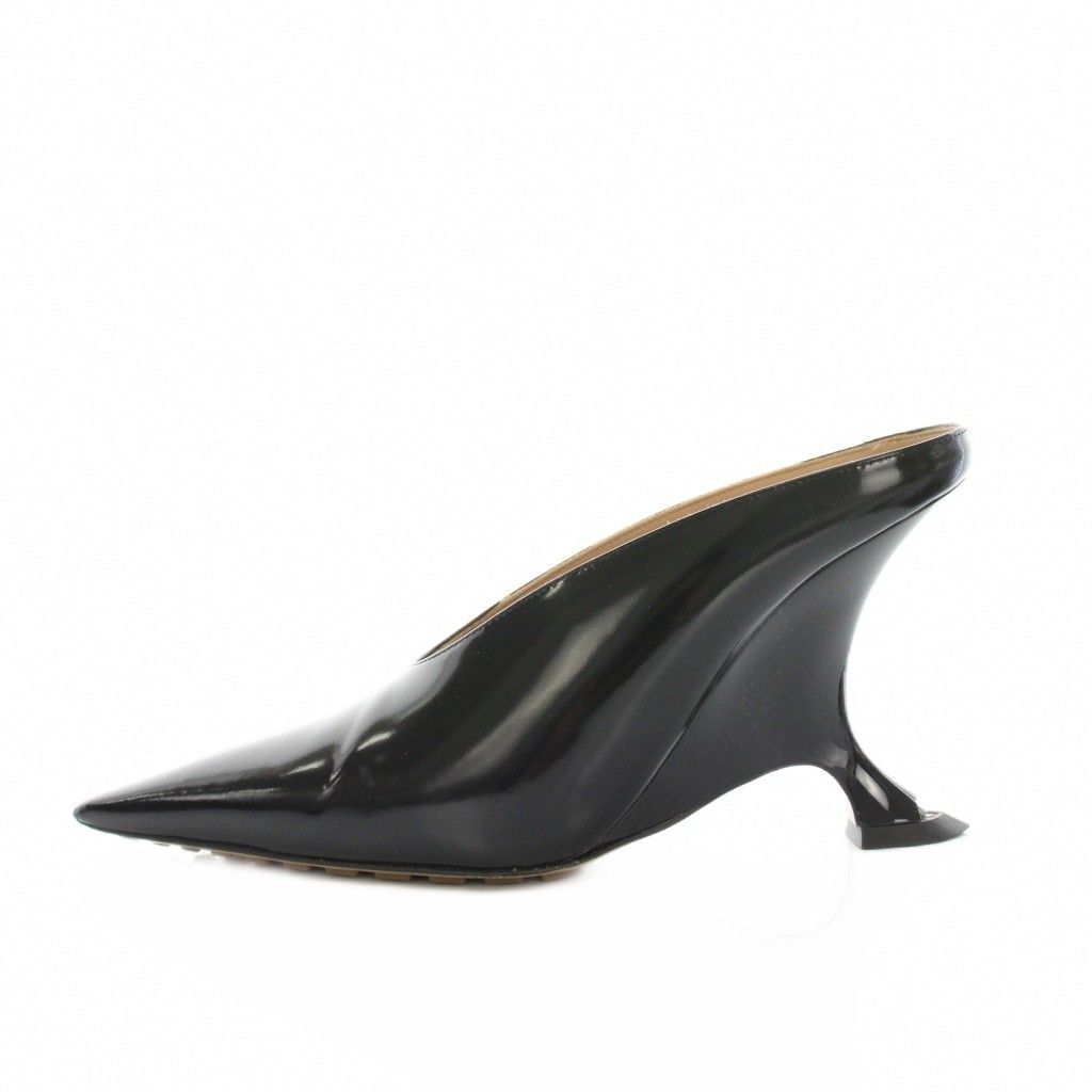 ボッテガヴェネタ BOTTEGA VENETA ロケットパンプ ROCKET PUMP ミュール ポインテッドトゥ ハイヒール エナメル 37 黒 ブラック YT