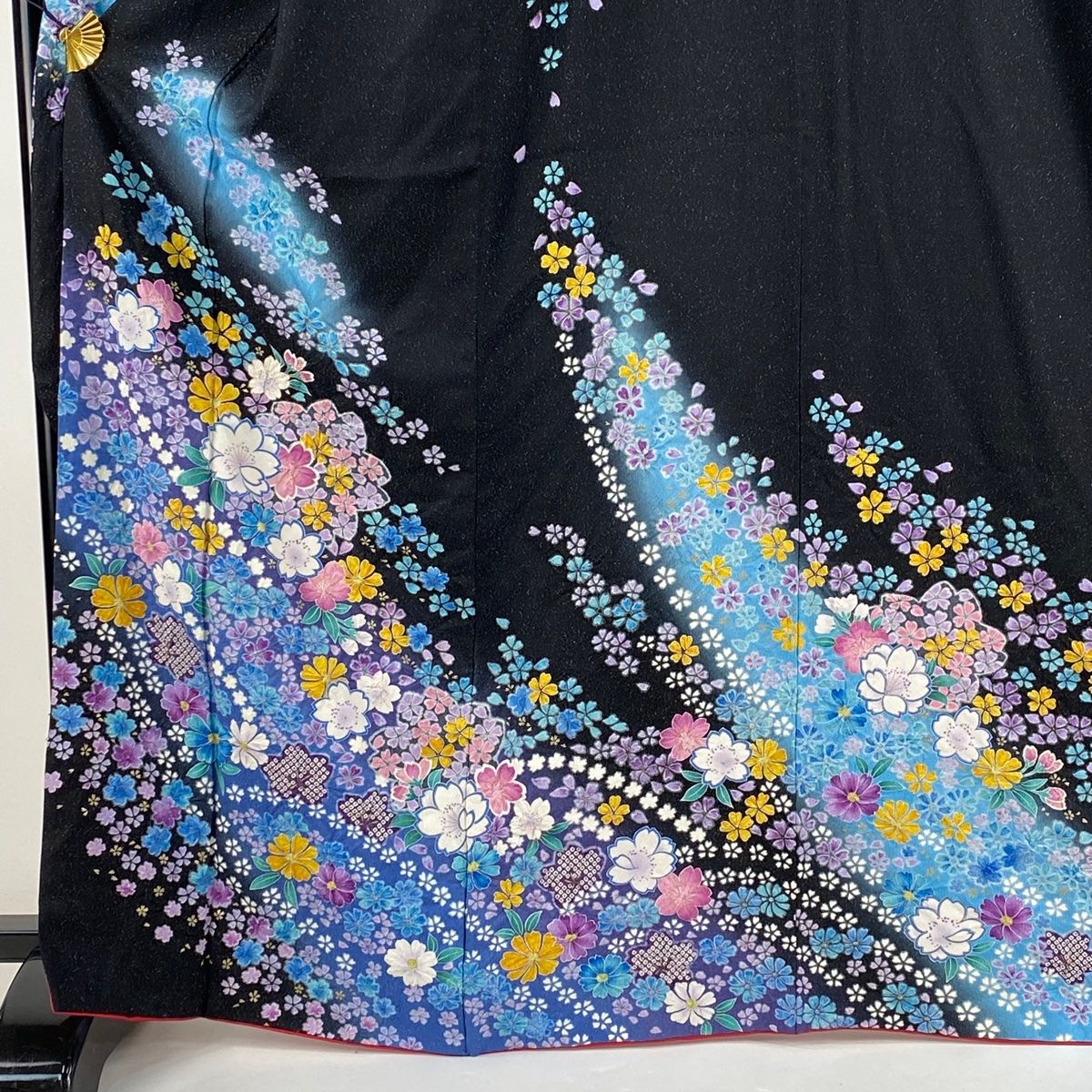 振袖 身丈166.5cm 裄丈67.5cm L 袷 桜 草花 銀通し 絞り 黒 正絹 美品  