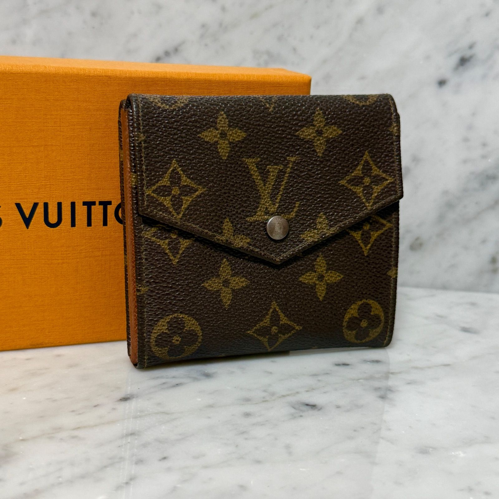 ルイヴィトン 三つ折り財布 ポルトモネビエカルトクレディ モノグラム