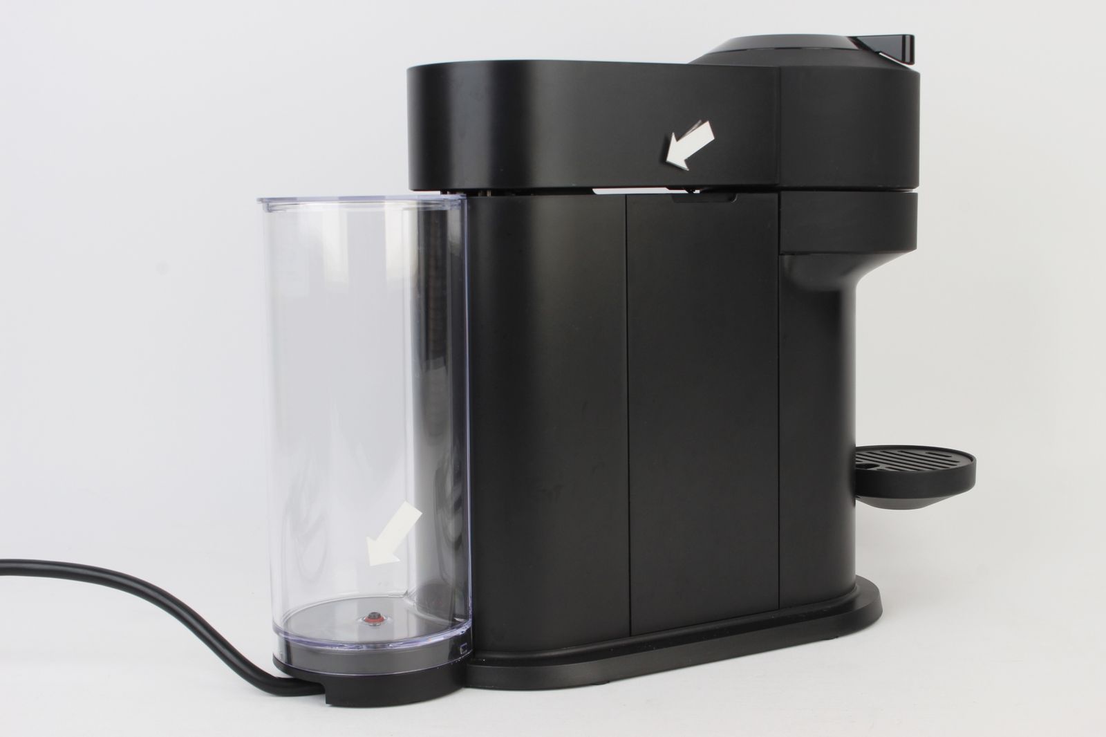 【値下げ！！】Nespressoネスプレッソ ブラック 2022年製 Nespresso(ネスプレッソ)コーヒーメーカー ヴァーチュオ ポップ