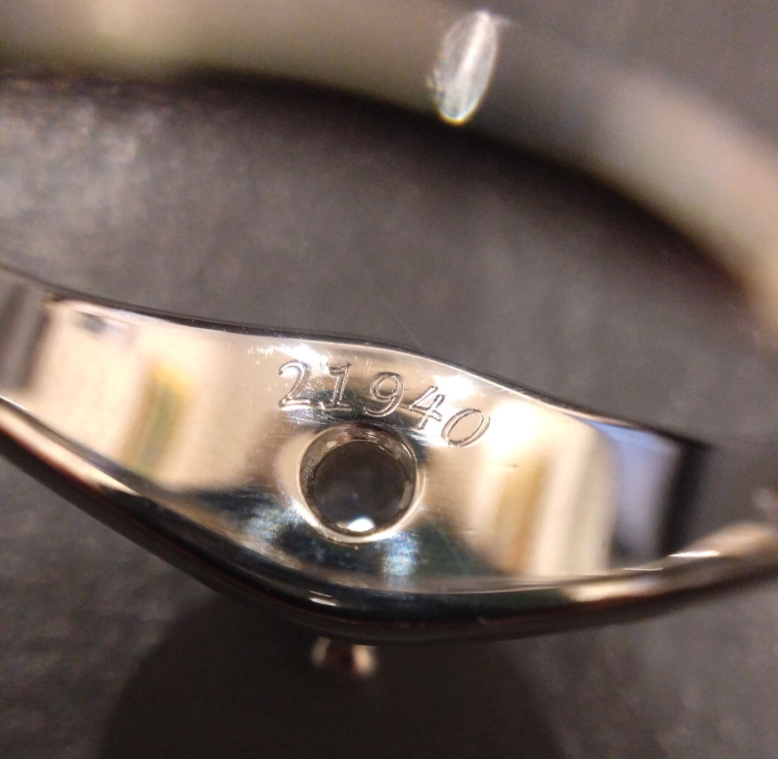BVLGARI 一粒ダイヤ プラチナリング 8号 BVLGARI 一粒ダイヤ プラチナリング 8号