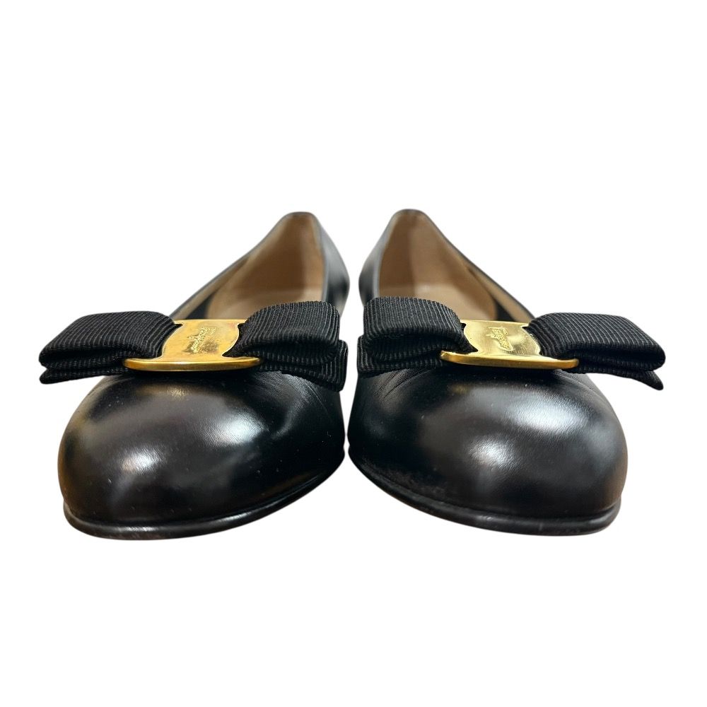 Salvatore Ferragamo サルヴァトーレフェラガモ カーフレザー ヴァラリボン ローヒール パンプス サイズ6 1 2 約23.5cm ブラック レディース 古着