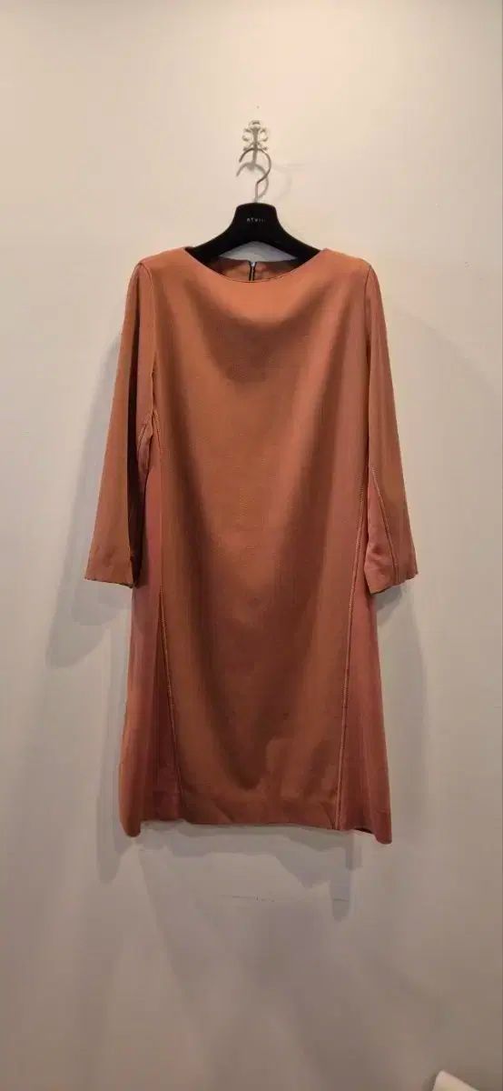 フリー LEBEIGE レンガ色 ワンピースケアラベルクロップ