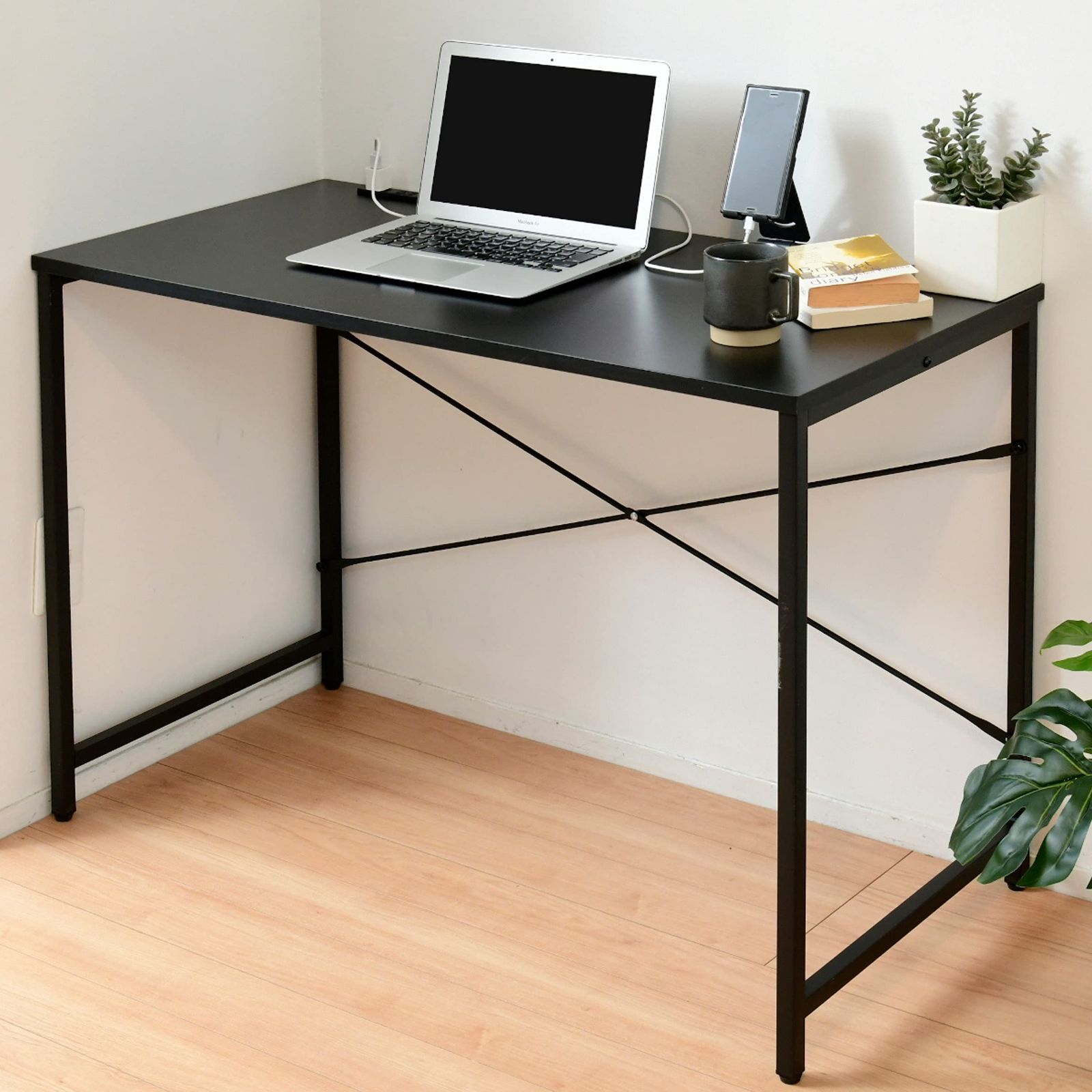 組立品 勉強机 パソコンデスク シンプル ブラック/サンドブラック 奥行49×高さ70cm アジャスター付き 傷・汚れ・水分・熱に強い天板 MCPE-1050(BK/SBK) 2口コンセント 耐荷重60kg 幅100 テレワーク 