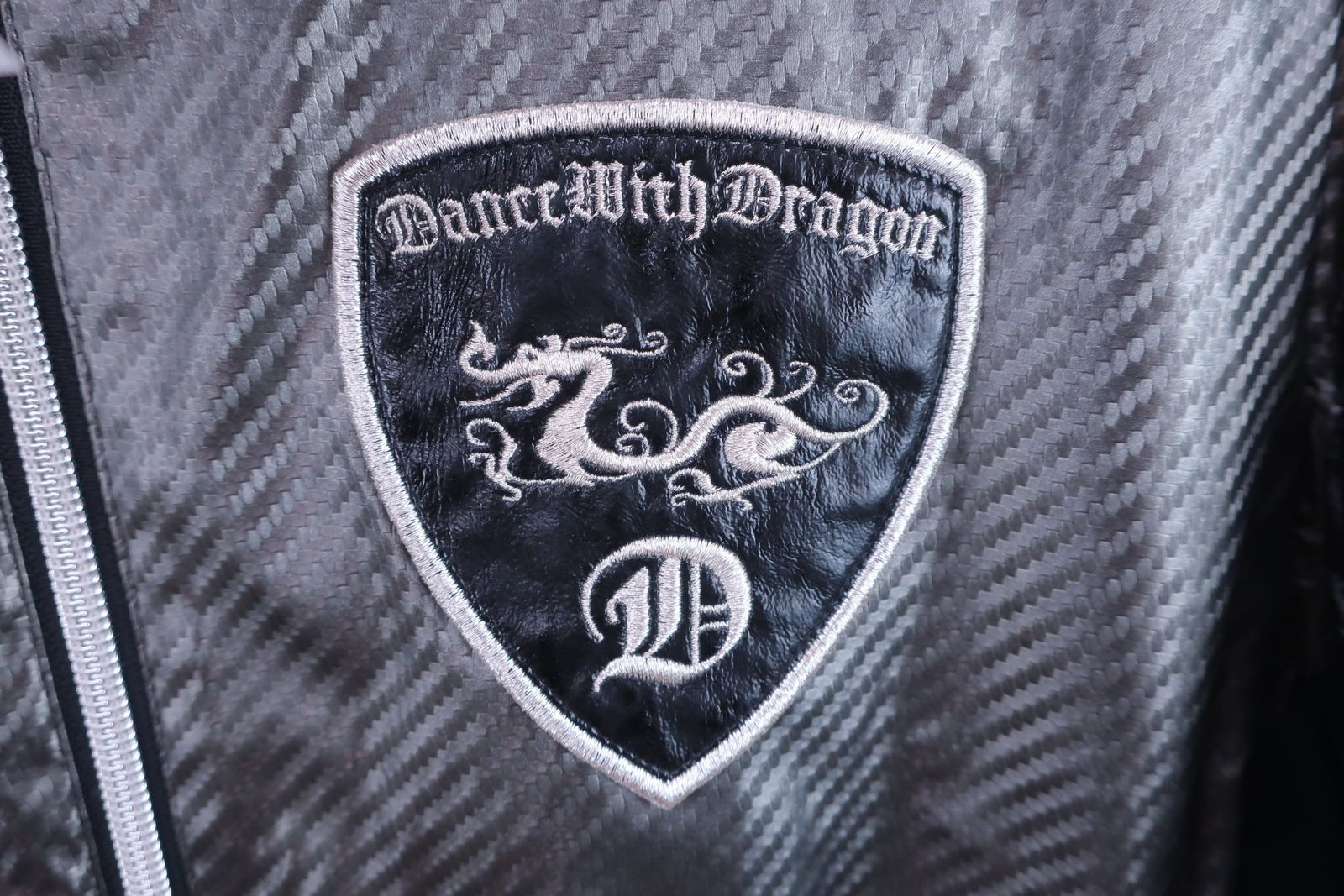 ダンスウィズドラゴンフルジップアップ 2023 Autumn Collection