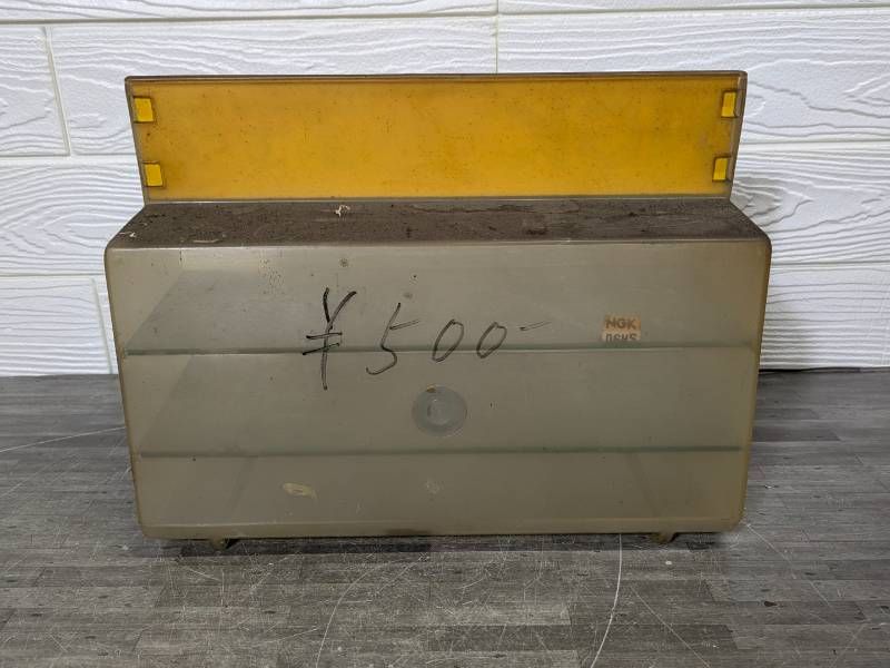 日本特殊陶業株式会社 NGKスパークプラグ ディスプレイ ケース 昭和レトロ