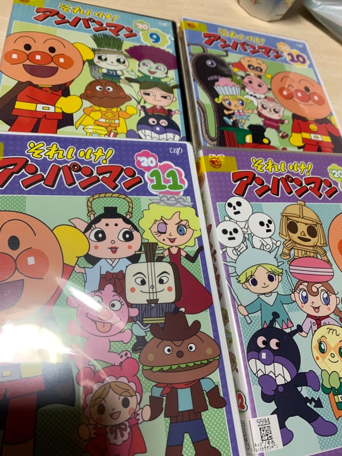 レンタル落ちDVD　それい！アンパンマン　劇場版　26本セット レンタル落ちDVD それい！アンパンマン 劇場版 26本セット