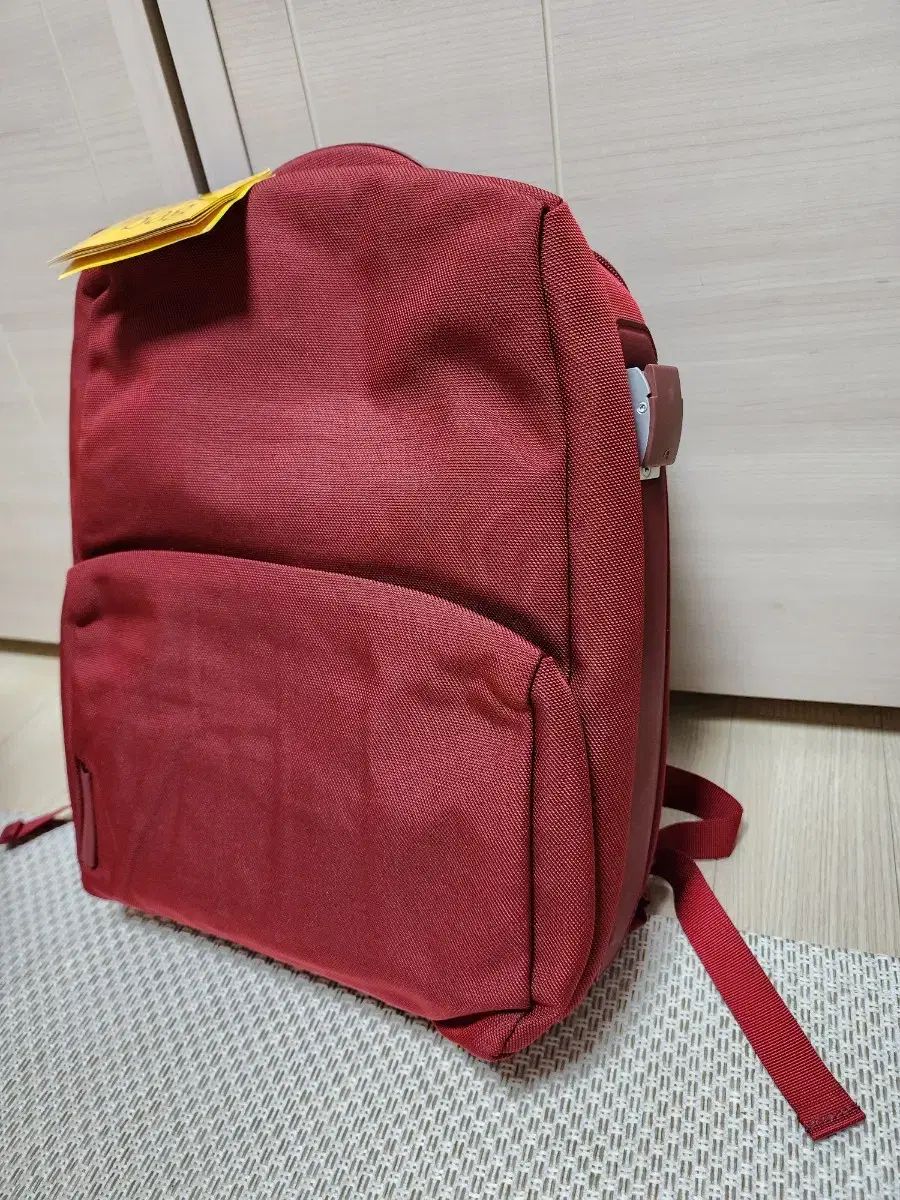 マンダリナダック 作業用バックパック