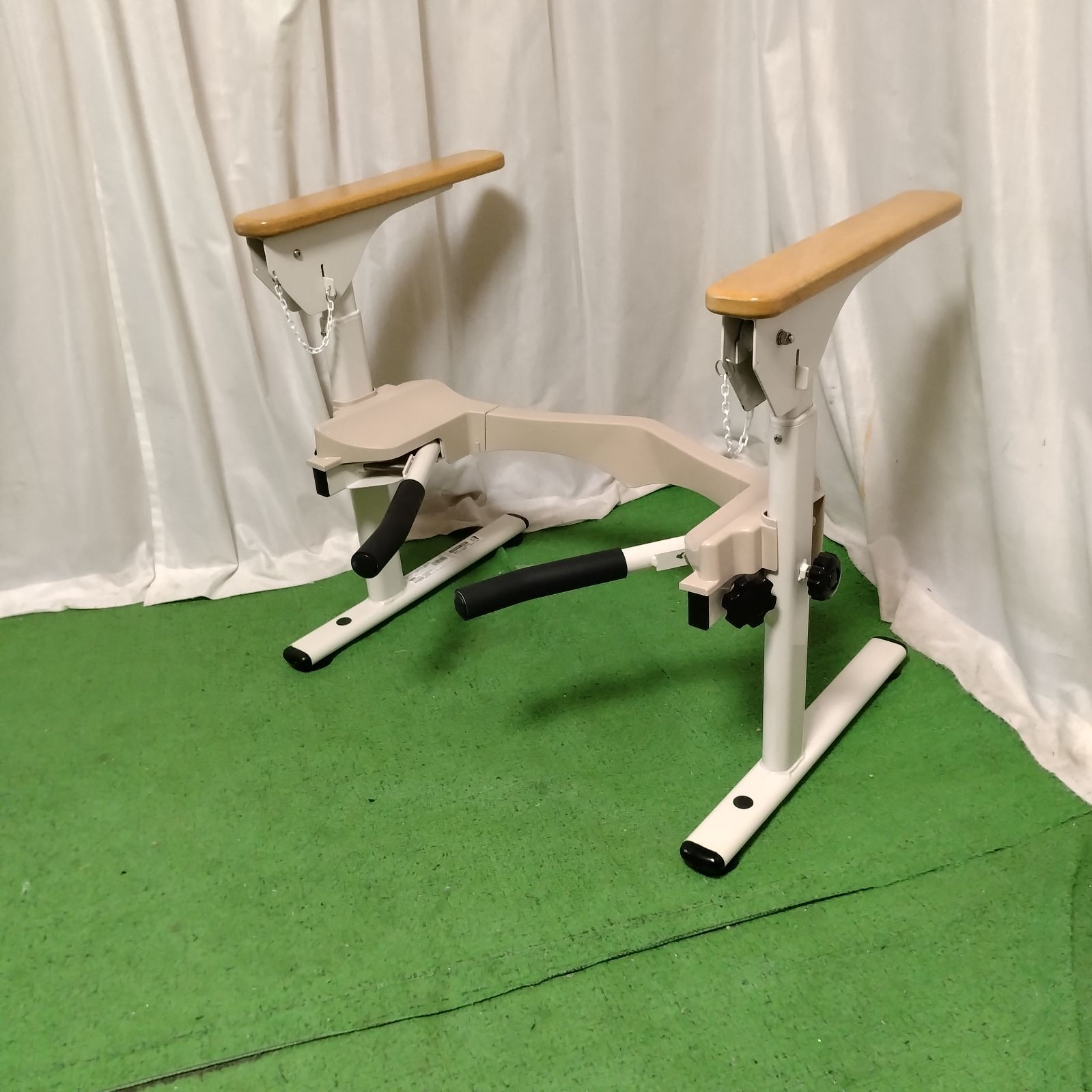 OT-14222 アロン化成 安寿 S-はねあげR2 ひじ木製 洋式トイレ用フレーム 手すり|手スリ|手摺|工事不要 洗浄|消毒済 在宅介護 福祉用具 洗浄|消毒済 介護