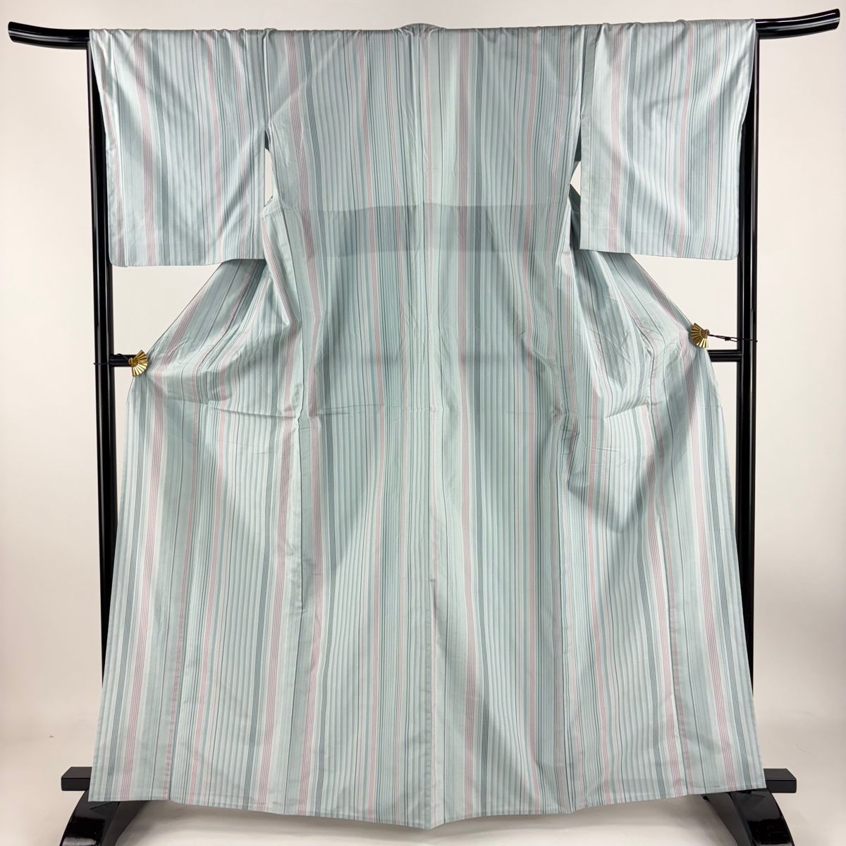 紬 身丈164cm 裄丈67.5cm L 単衣 証紙 縦縞模様 水色 正絹 名品