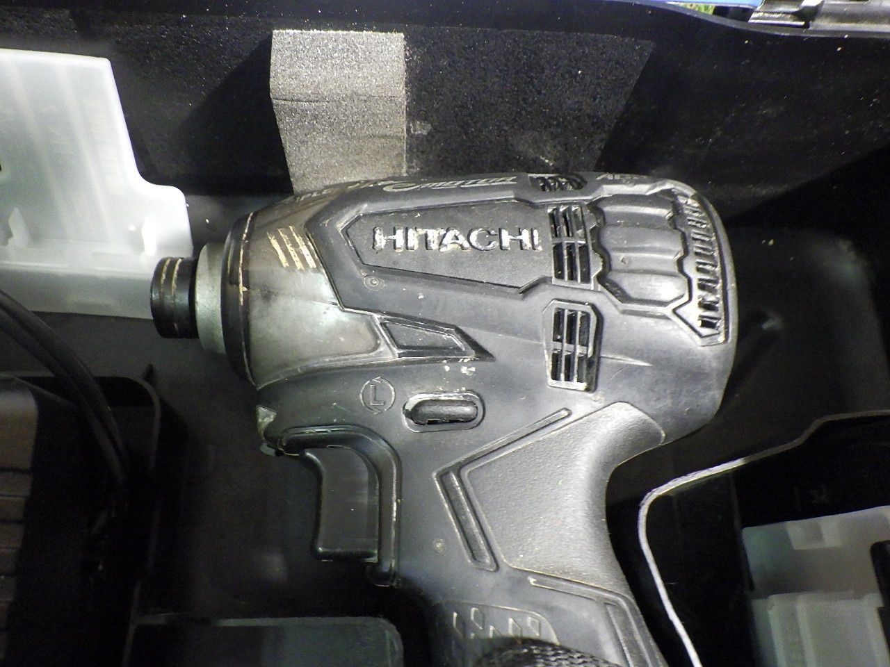 バッテリー1個× HITACHI WH18DDL2 コードレスインパクトドライバー 品