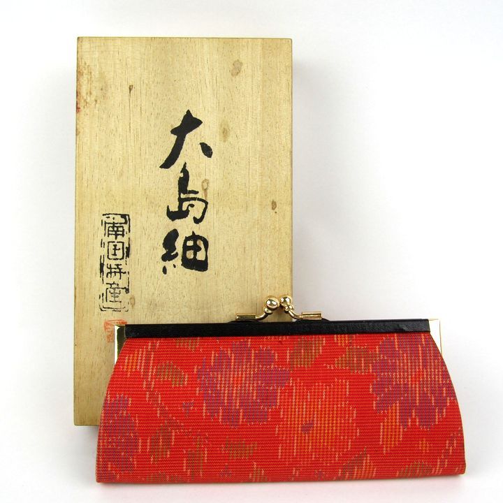 大島紬 花柄 長財布 赤い箱付き 大島紬 花柄 長財布 赤い箱付き