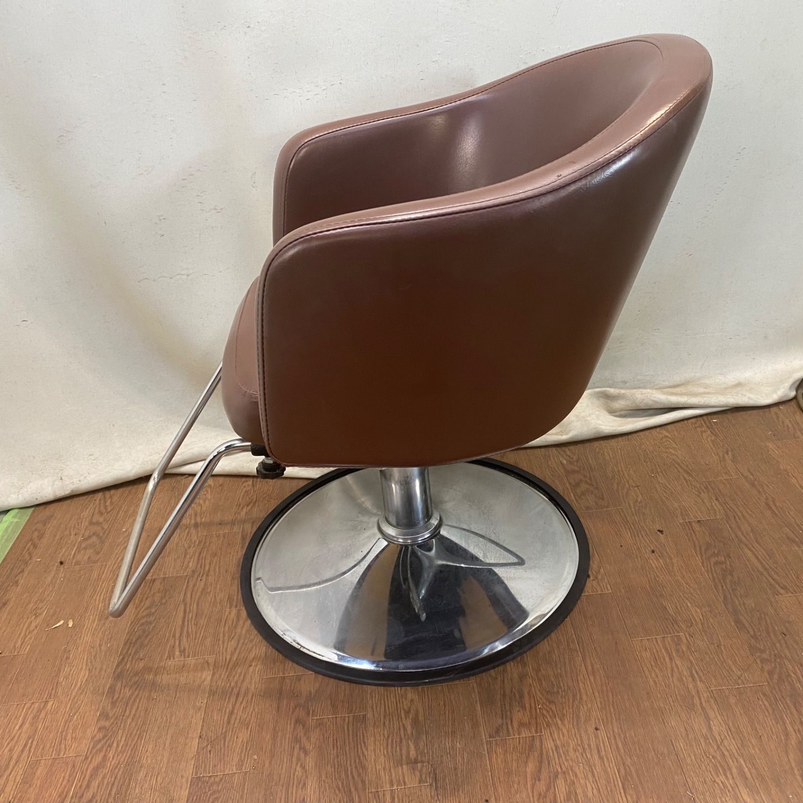 BE-057 スタイリングチェアHD-6273 - メルカリ