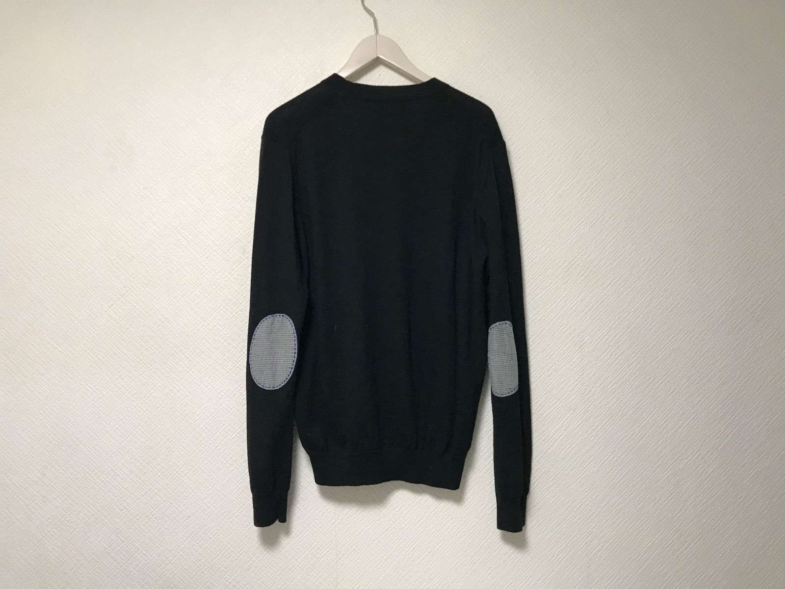 【値下げしました‼️】BURBERRY ロゴ刺繍 厚手 カーディガン長袖 値下げしました‼️】BURBERRY ロゴ刺繍 厚手 カーディガン長