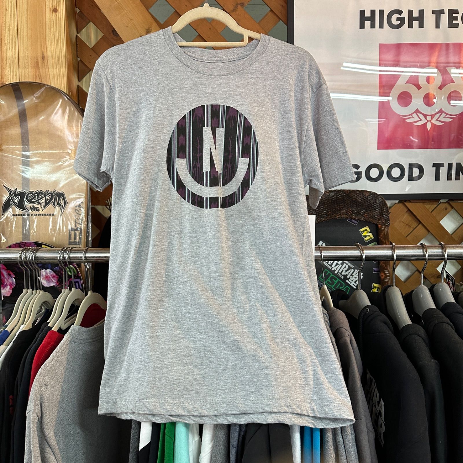 SMILEY TEE NEFF Mサイズ