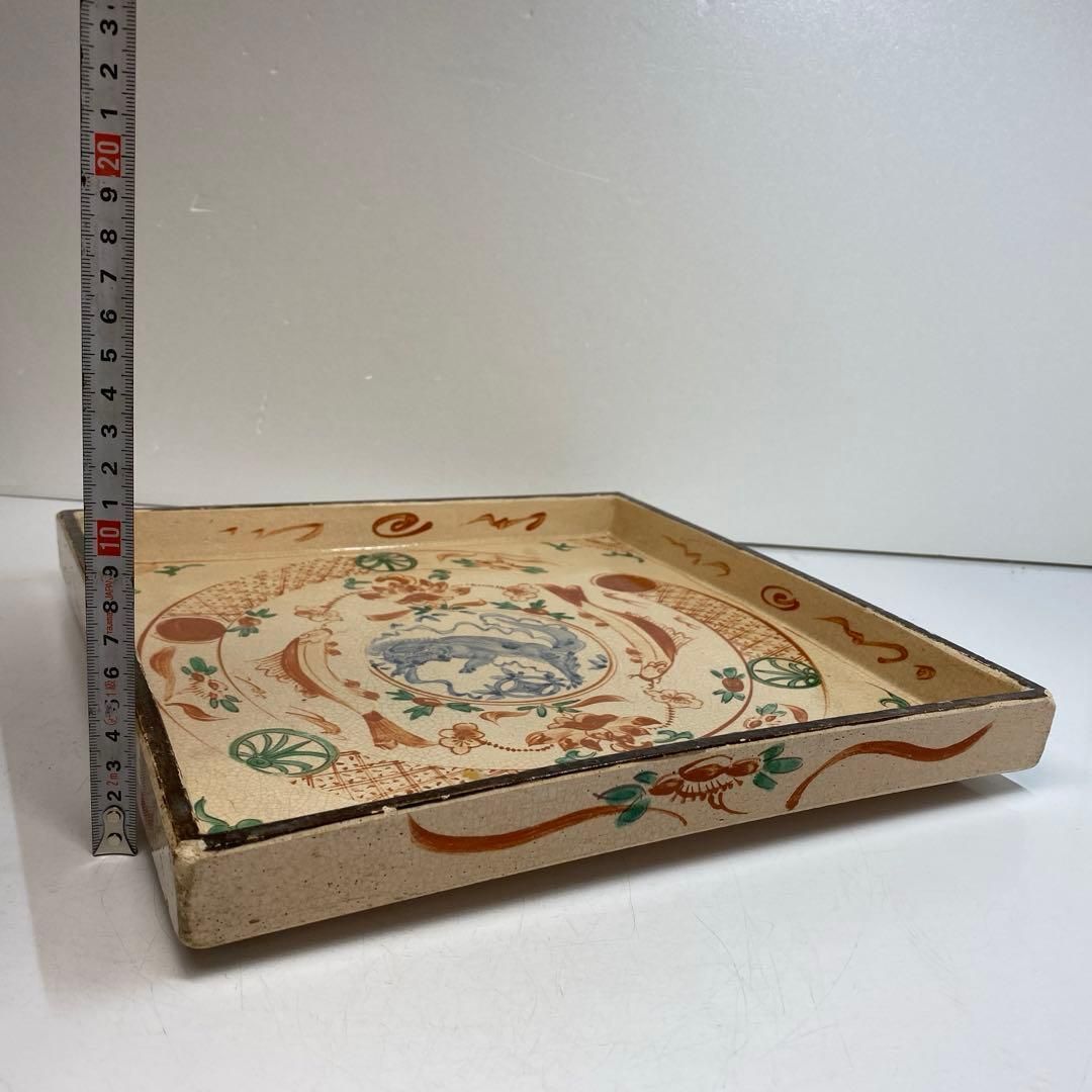 時代　楽焼　赤松　獅子図　四方皿　時代木箱付　タエコ　東さ6-0418① 時代 楽焼 赤松 獅子図 四方皿 時代木箱付 タエコ 東さ6-0418①