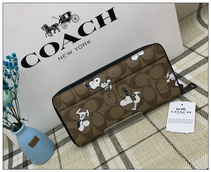 コーチ COACH 財布 長財布 スヌーピー シグネチャー プレゼント 贈り物 