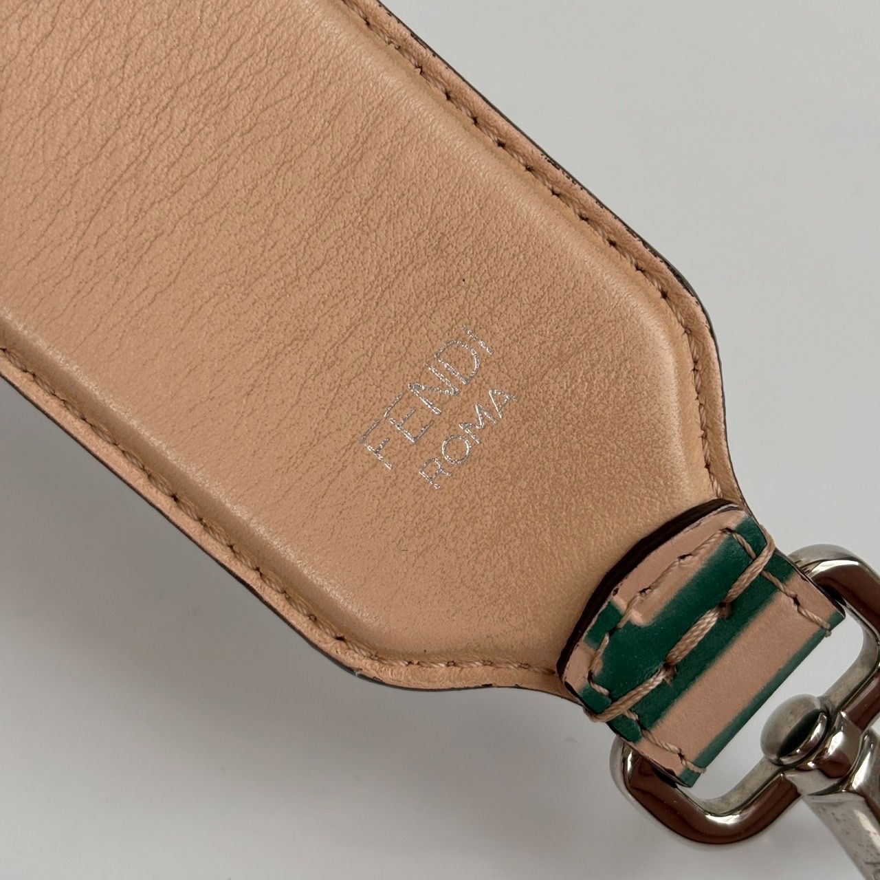 お値下 FENDI フェンディ ストラップユー ストラップ お値下げFendi