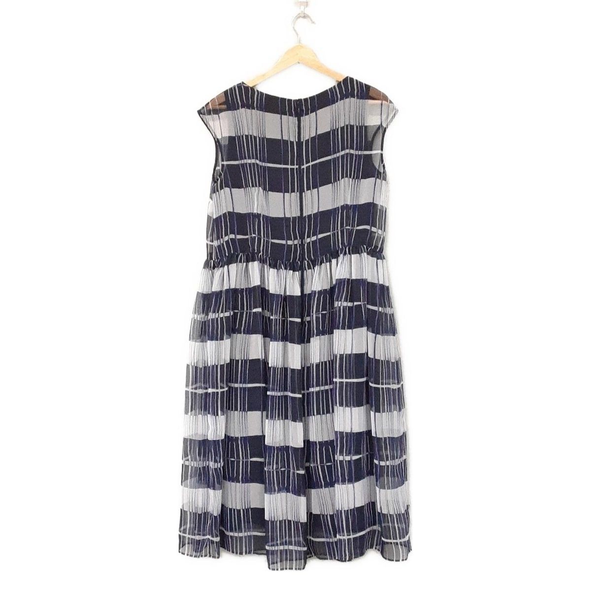 AMACA アマカ ワンピース サイズ40 M レディース - ネイビー×白 クルーネック 半袖 ロング ストライプ