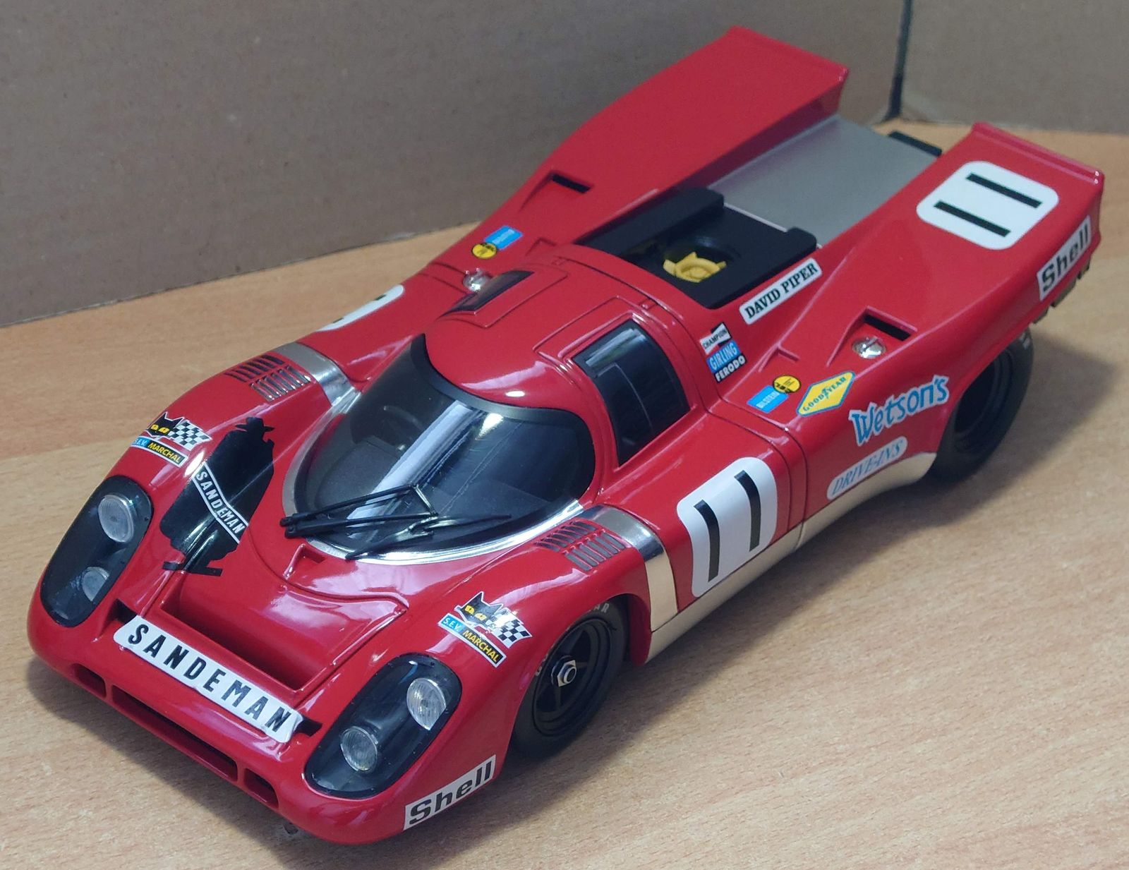 ポルシェ９１７ＫＨ　COUPE １９７0 1/18 　中古品 1/18 オートアート ポルシェ 917K #23 1970 ルマン優勝車