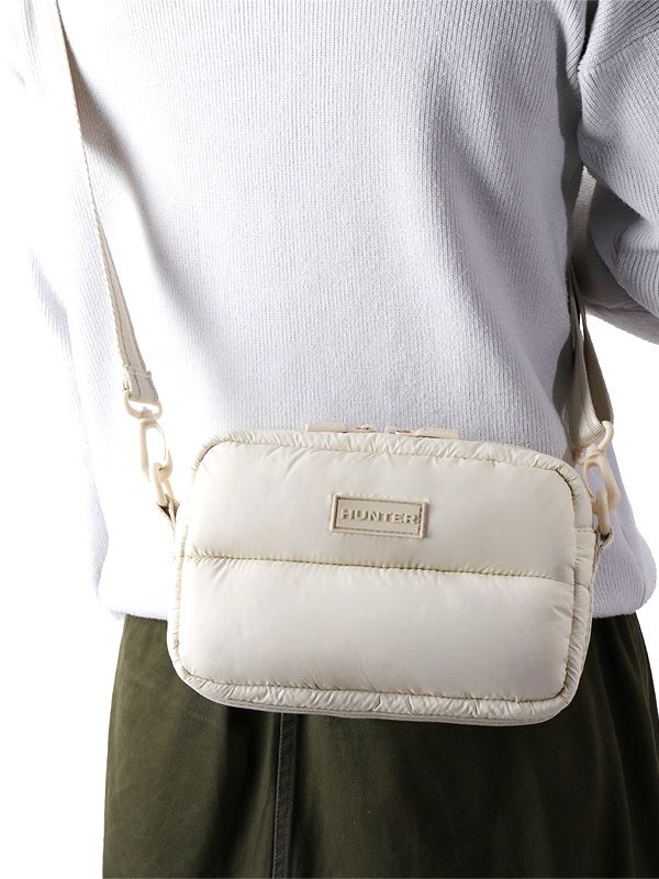 HUNTER ハンター バッグ ボディバッグ イントレピッド エクストラ パフ クロスボディ サコッシュ ラバー ロゴ 耐水 UBX5514KBM Intrepid Extra Puff Crossbody DECORATOM_COM_BR