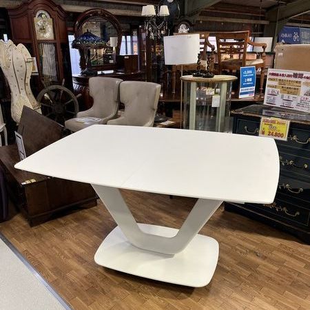 BoConcept ダイニングテーブル 伸縮式 Alicante 定価37万 Alicante 伸張式ダイニングテーブル | ボーコンセプト