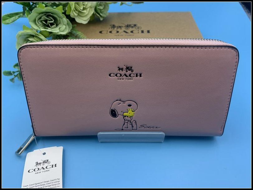 COACH 長財布 コーチ 財布 スヌーピー アコーディオン ウォレット プレゼント 贈り物 ギフト ラウンドファスナー ロング ジップ ファッション  レディース ブランド 大容量 記念日 誕生日 新品 未使用  F53773 C168Z-X1