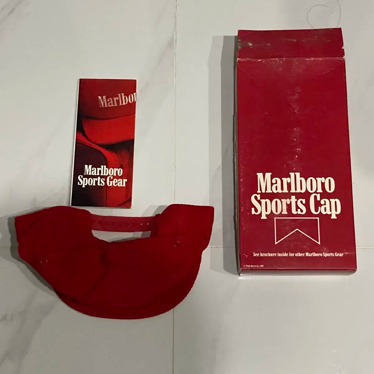 Marlboro 赤 コーデュロイ キャップ　デッドストック デッドストック 80s Marlboro コーデュロイ キャップ - メルカリ