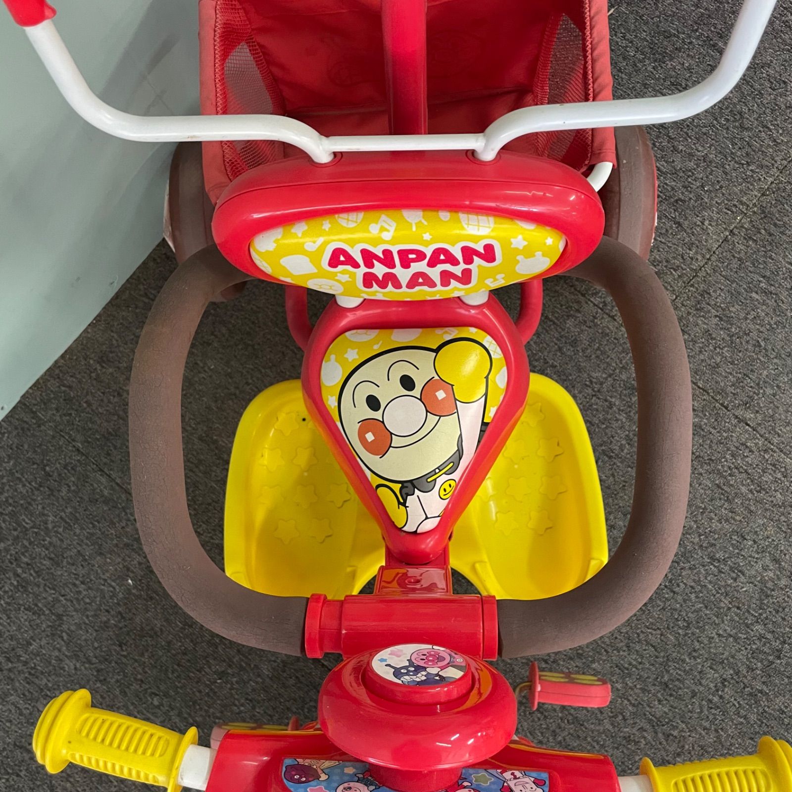 ♭ 送料込み アンパンマン 三輪車 デラックス サンシェード - メルカリ