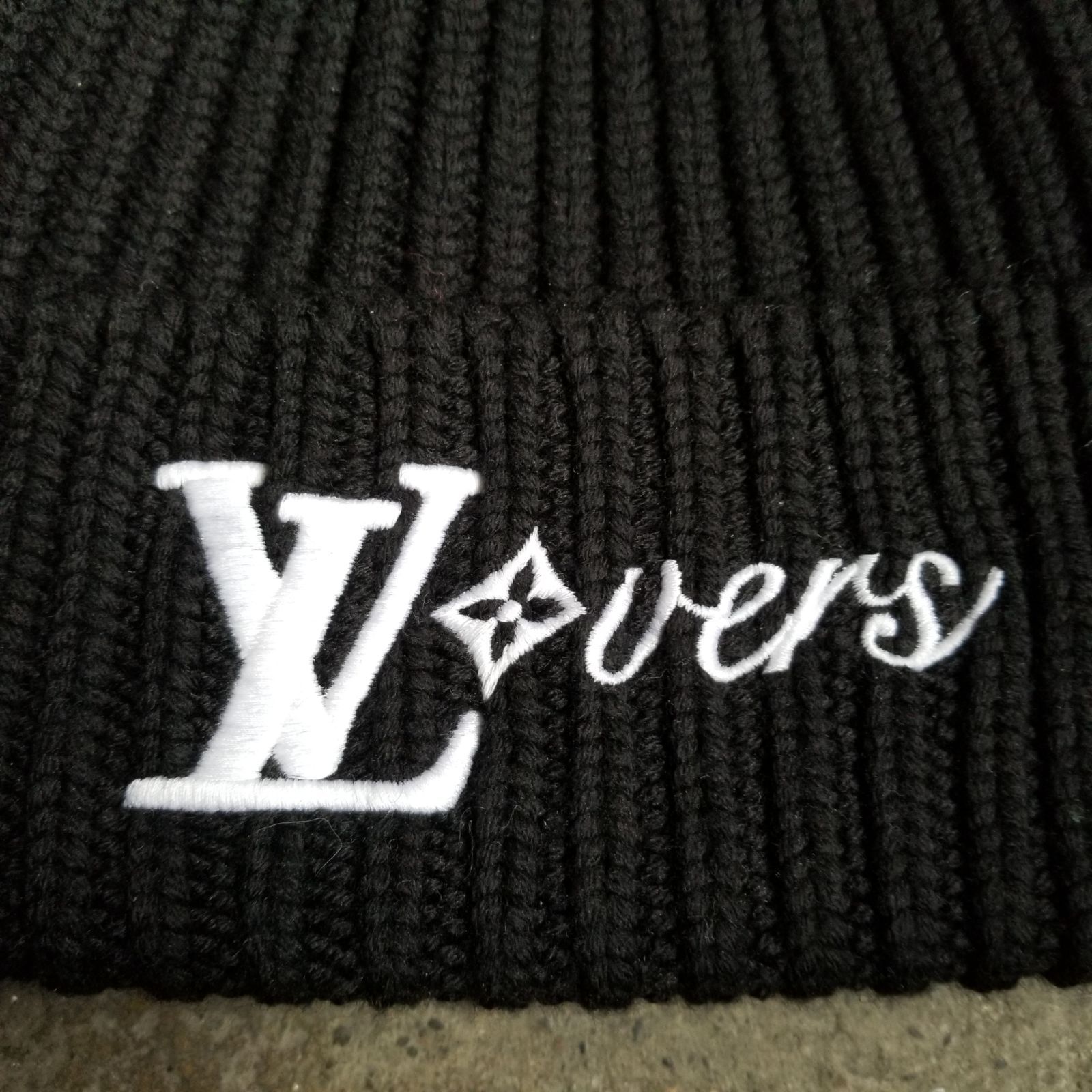 極美品☆ルイヴィトン☆ビーニー・LVバーズ LOUIS VUITTON ビーニー・LV バーズ M7741A ルイヴィトン LV Vers