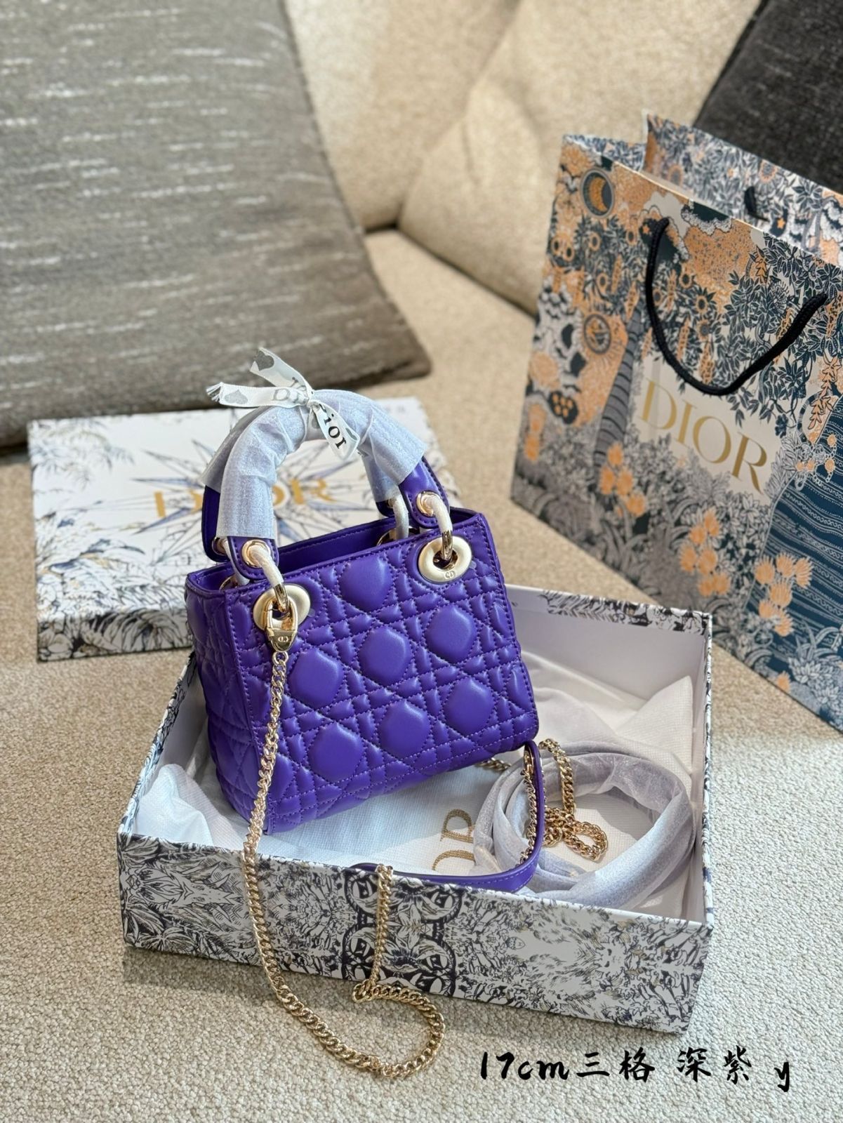 [専用出品] t5hgfzj4h4 今日特価】Dior D-Joy Bag ジャムネイパープル ミニサイズ-WTO
