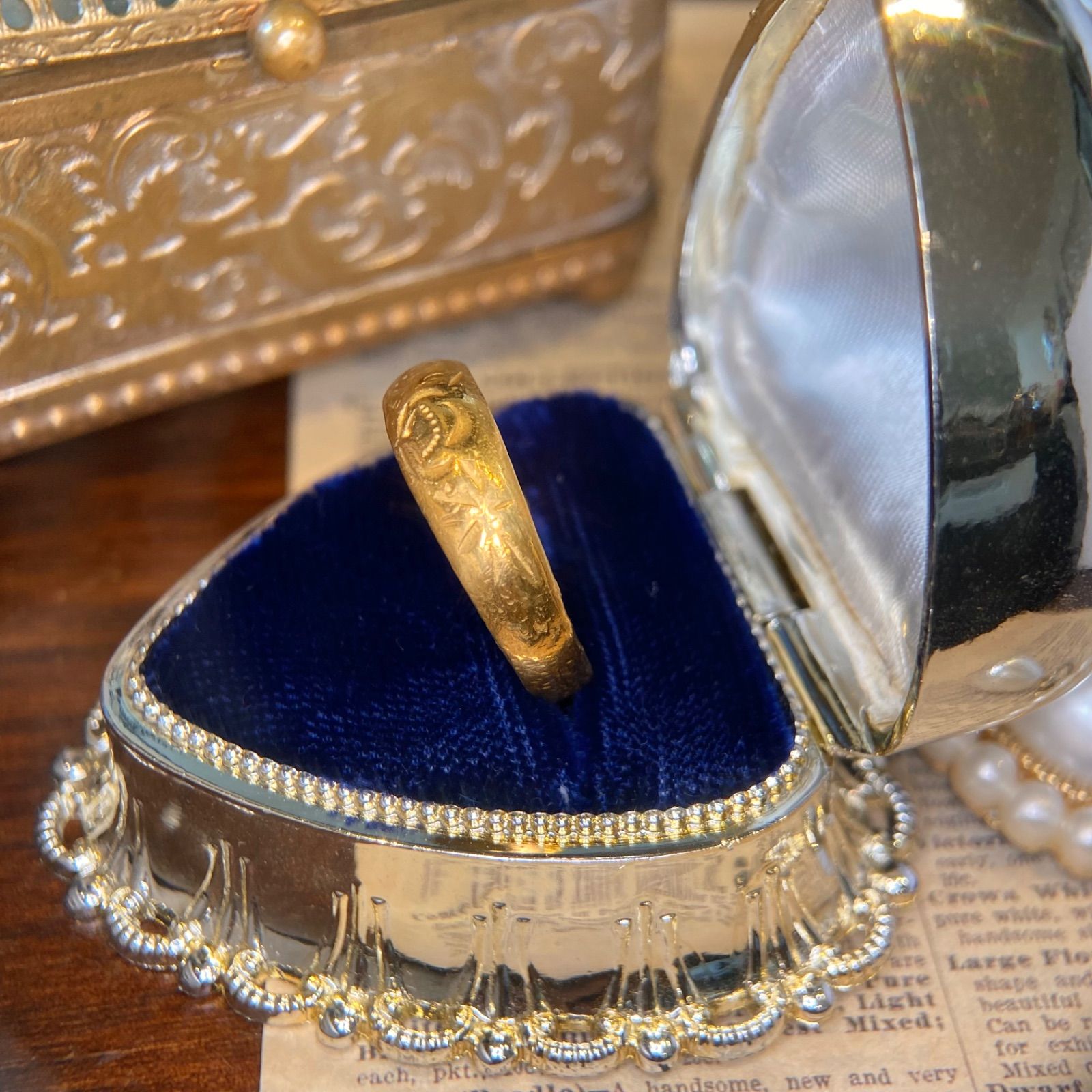 【買取店】K24 純金 日本製 梅の花 和彫り 甲丸リング 20.5号 5.6g 買取店】K24 純金 日本製 梅の花 和彫り 甲丸リング 20.5号