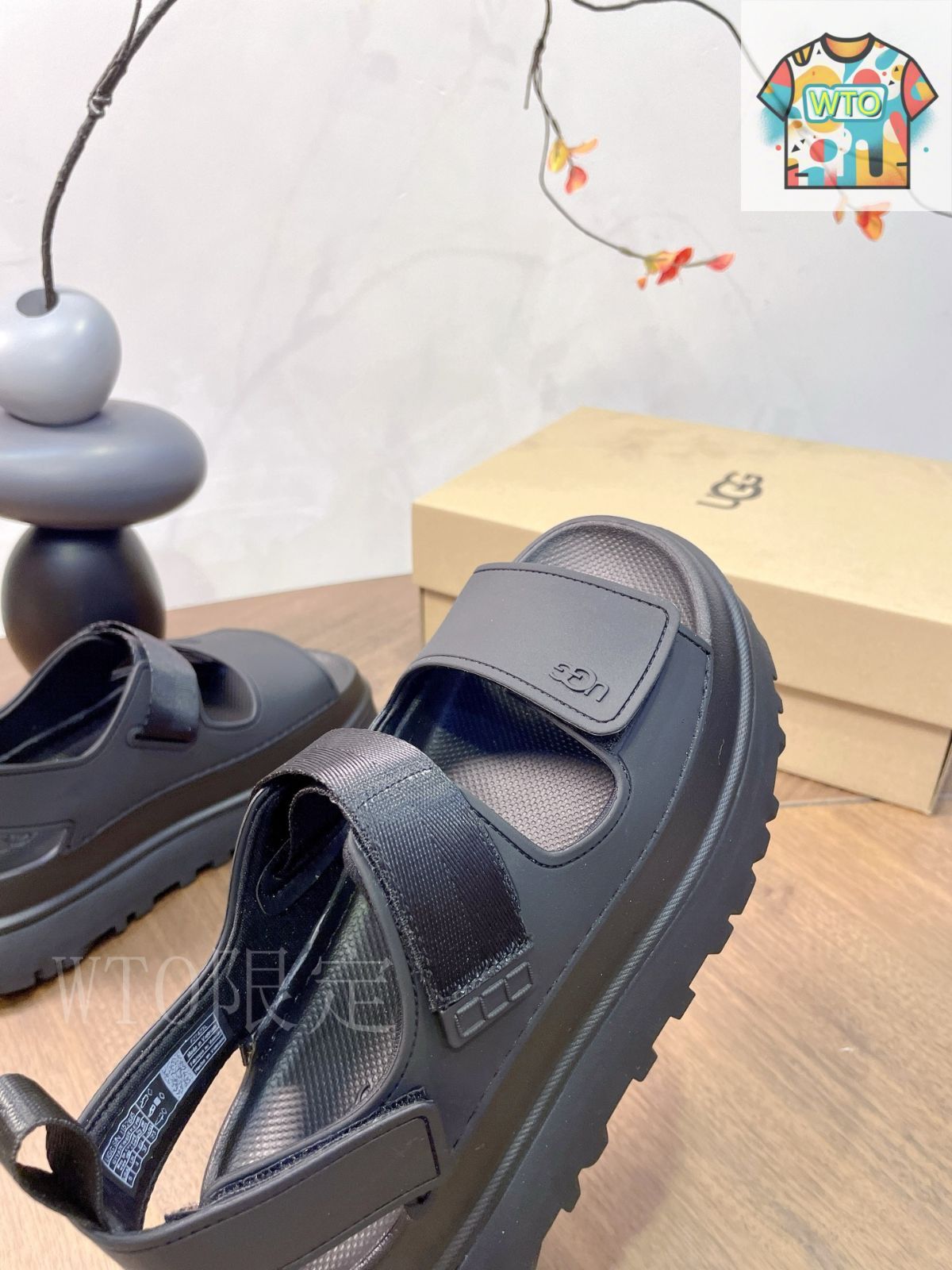 UGG マジックテープ 厚底サンダル07-TI60 - メルカリ