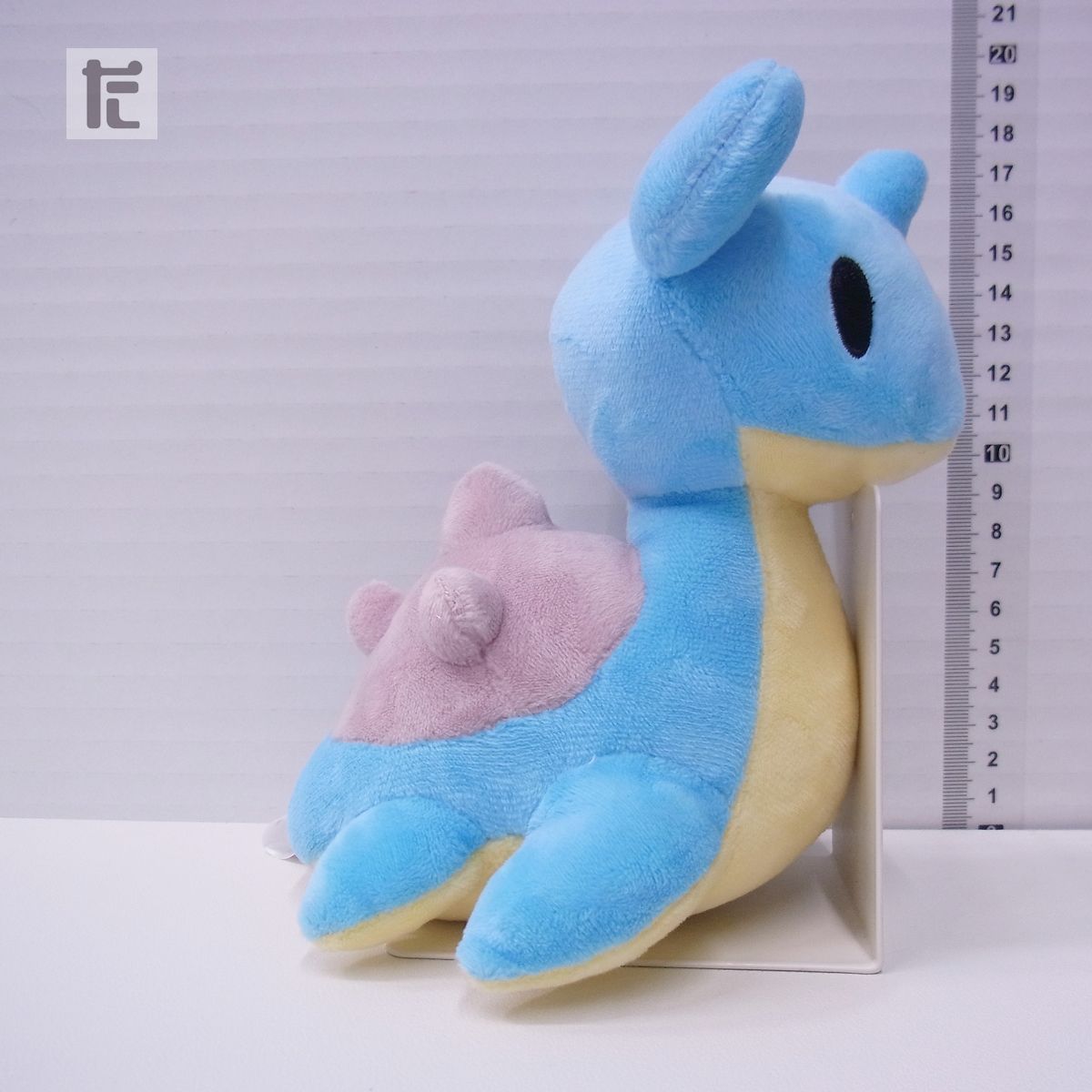 ポケドール　ラプラス　ぬいぐるみ Amazon.co.jp: ポケモンセンターオリジナル ぬいぐるみ Pokémon