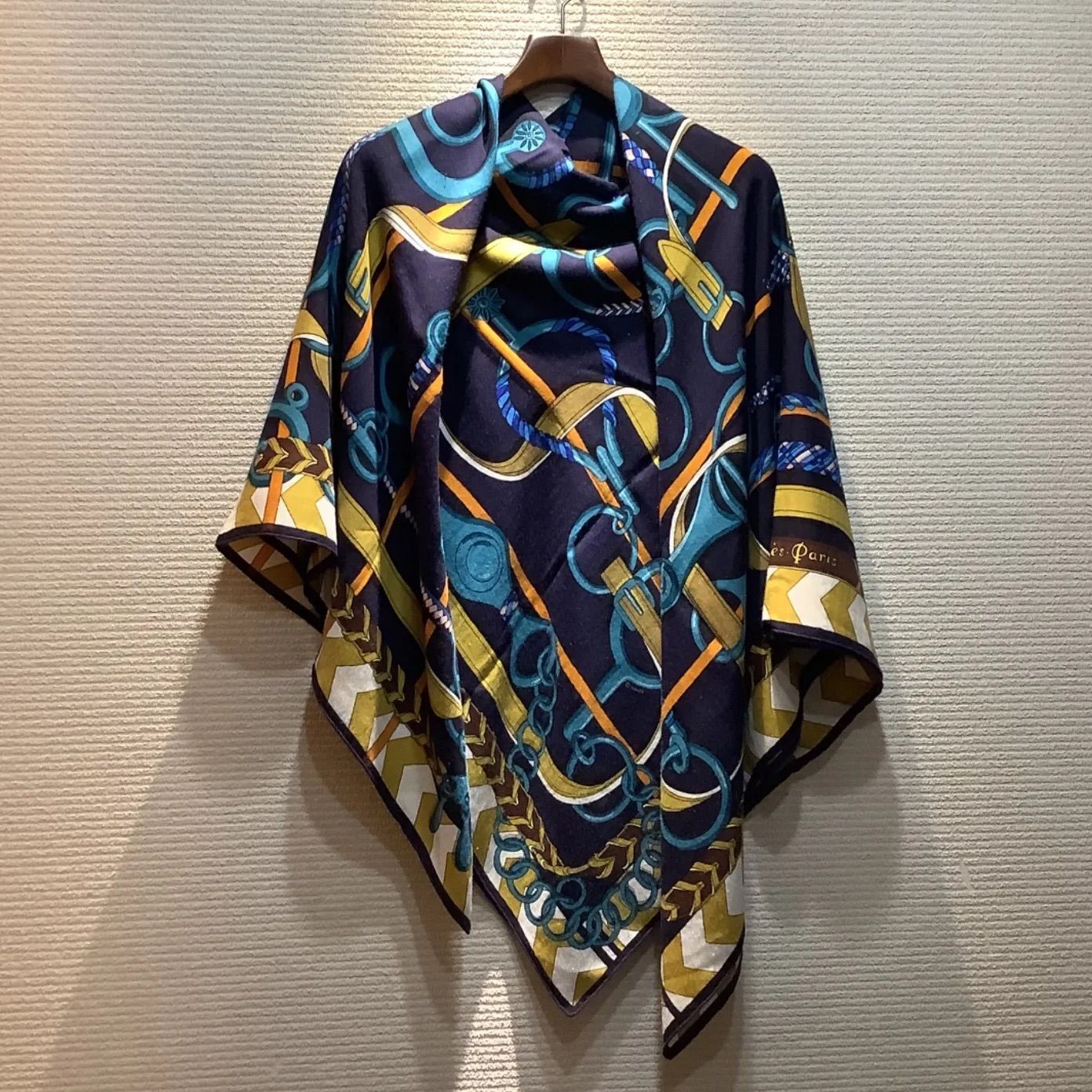 通販生活 ファッション HERMES エルメス カシシル ネイビー乗馬の カレジェアン カレ140 小物