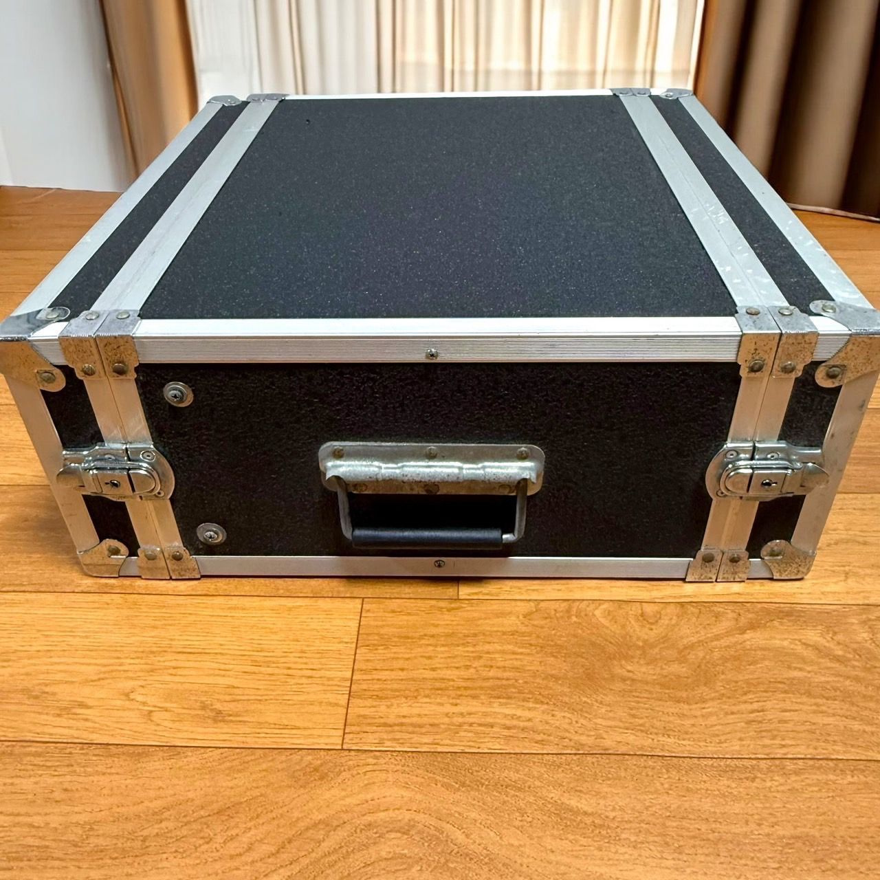 B☆送料無料 4Uラックケース 内寸 38×48×18 cm ネジ付き 外寸 50