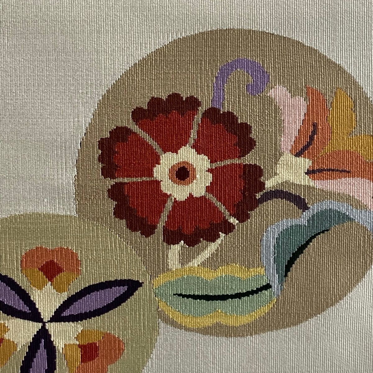 名古屋帯 秀品 松葉仕立て 八寸名古屋帯 丸文 草花 ベージュ 正絹