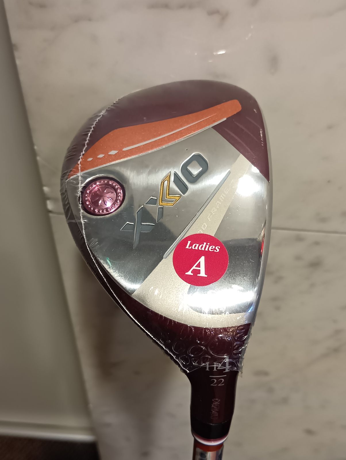 LdUt ♥ XXIO13 ゼクシオ 13 レディス ハイブリッド ボルドー 右用 4|A ゼクシオ MP1300L カーボンシャフト DUNLOP 新橋店