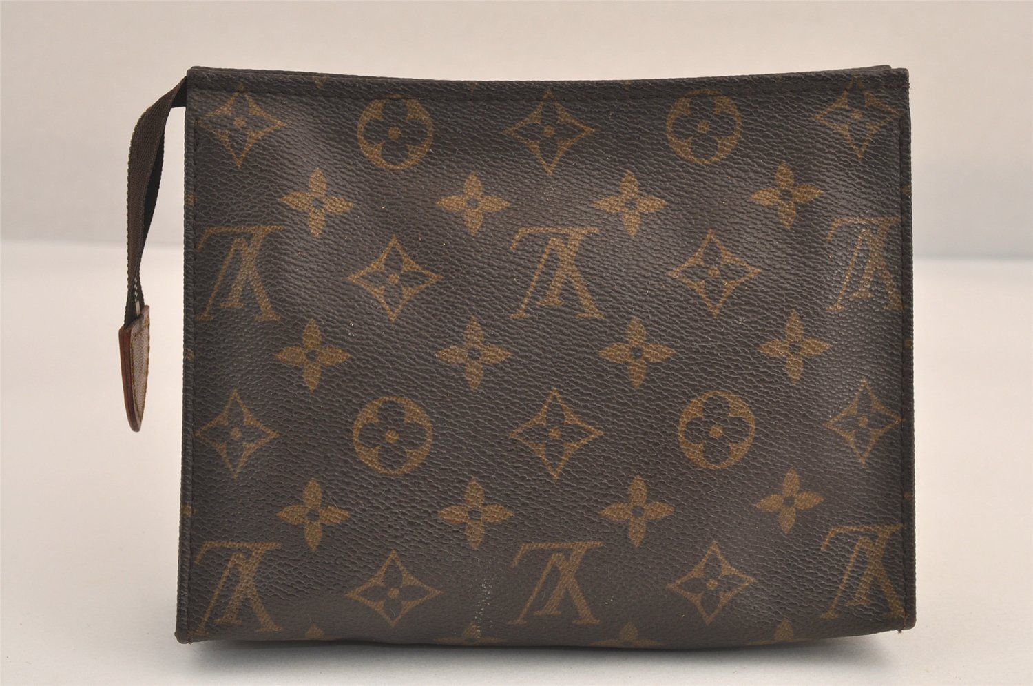 LOUIS VUITTON ルイヴィトン モノグラム ポッシュトワレ 19