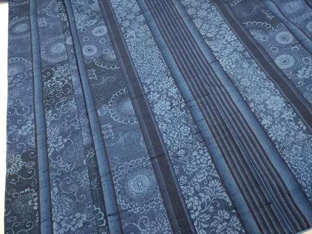 平和屋着物○本藍 紬 型染め 花唐草間道 正絹 逸品 AABA0089zg