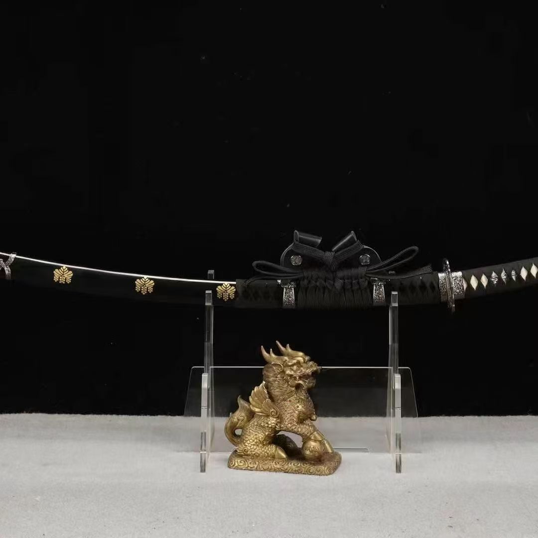 武具　刀装具　日本刀　模造刀   居合刀 【徳川太刀】 Amazon.co.jp: 日本刀 戦国時代 徳川家康 大刀 模造刀 居合刀