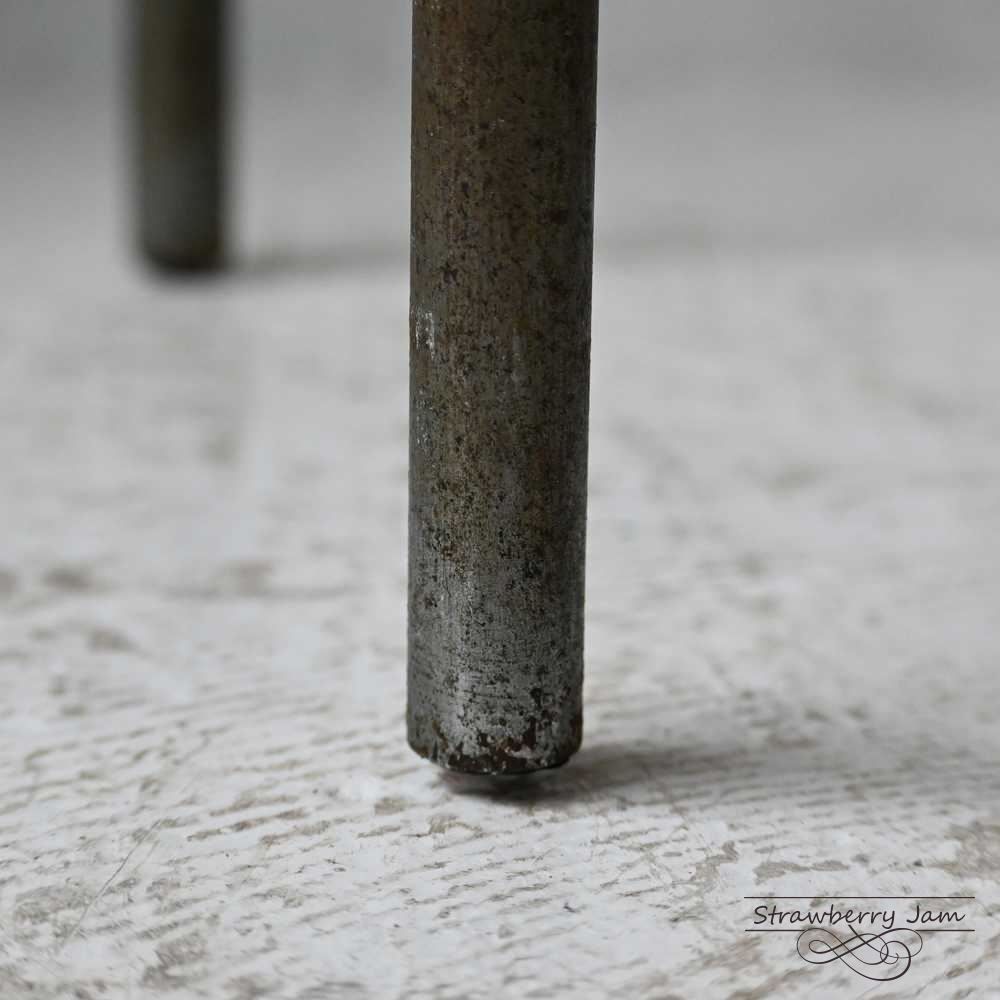 L2702-105 英国アンティーク 回転スツール イギリス