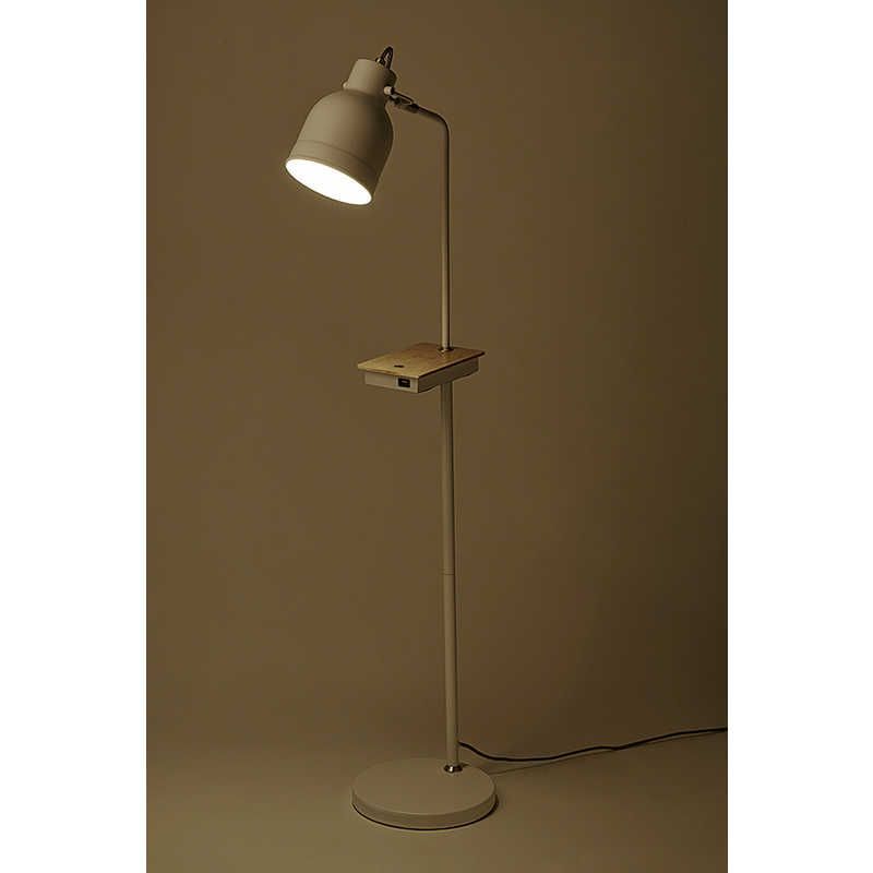 送料無料 ♥ 未開梱 イシグロ ＬＥＤフロアライト スマホ充電機能付き 20937