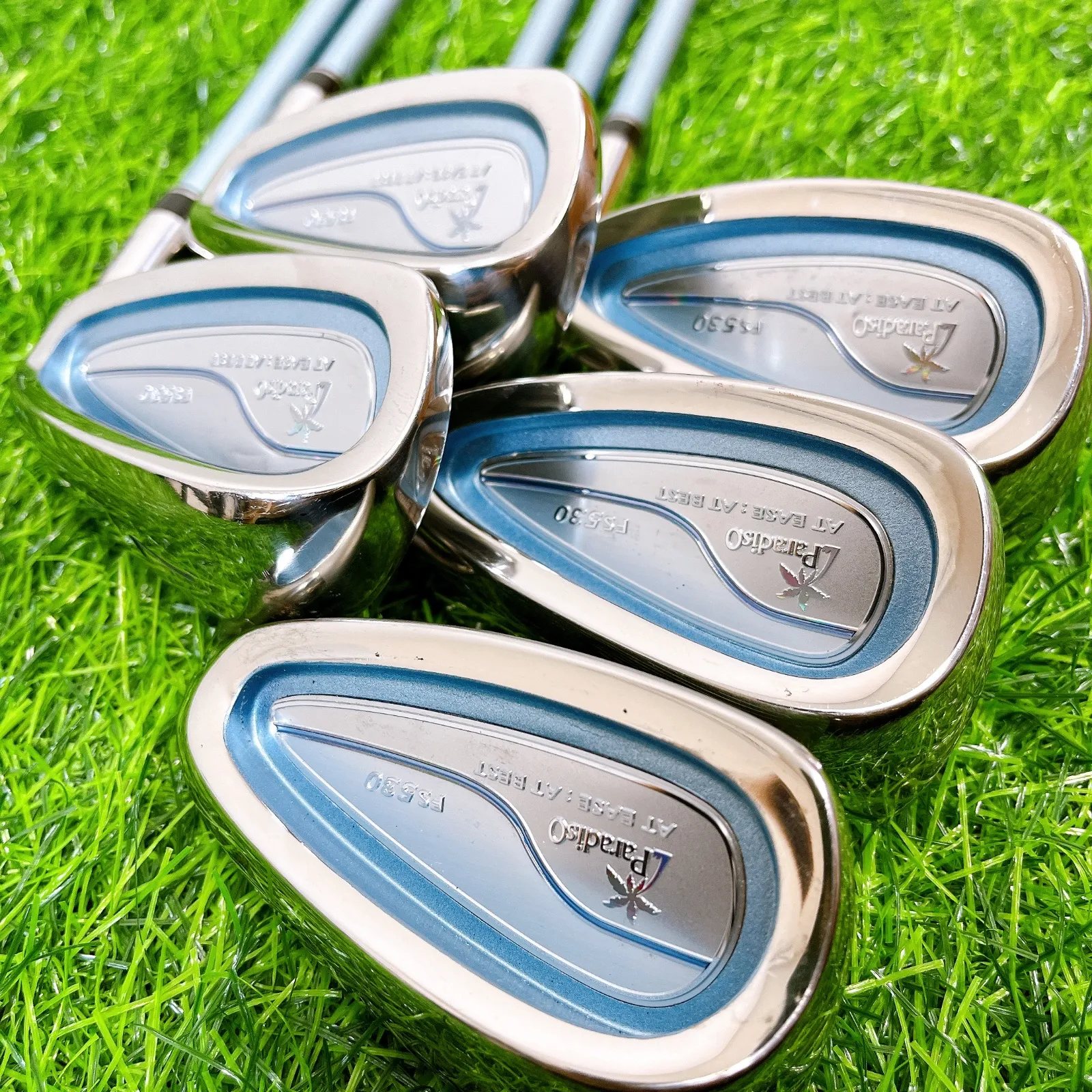 ブリヂストン Paradiso レディースクラブセット、キャロウェイバック 格安 Paradisoレディース用ゴルフクラブセット キャディバッグ付 右