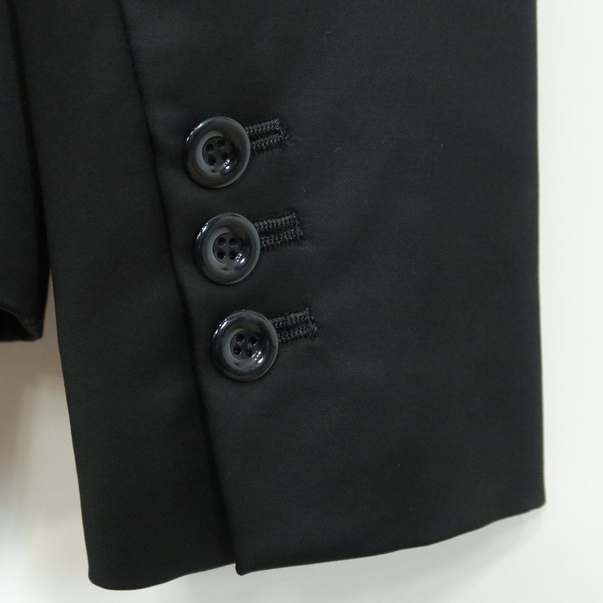 leilian - 【極美品・残布あり】レリアン★大人上品♪テーラードジャケット 一つボタン サイズ9 おしゃれな切替デザイン♪光沢あり ブラック系 z7460ｓ 極美品・残布あり】レリアン☆大人上品♪テーラードジャケット