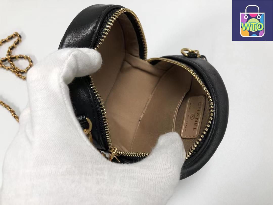 美品⭐︎CHANEL シャネル　マトラッセ　丸型　チェーンショルダーバッグ　ココ CHANEL （未使用 展示品）シャネル マトラッセ 丸型 ラウンド