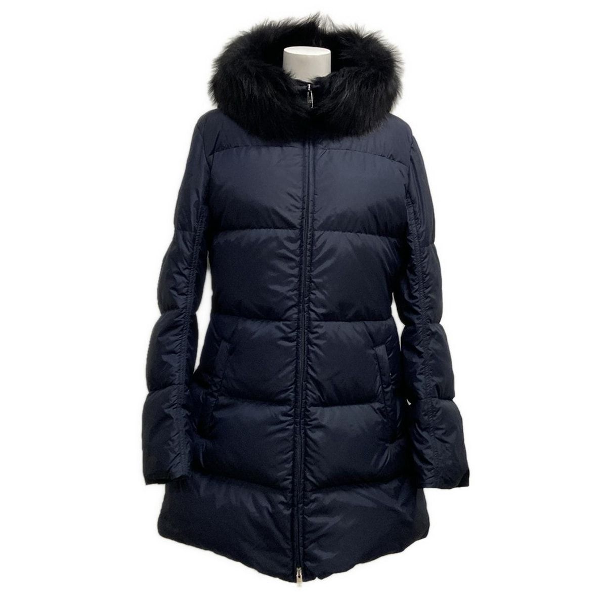 PRADAダウン　29E117 ブラック/サイズ40 PRADA(プラダ) ダウンコート サイズ40 M レディース - 29E117 ダーク