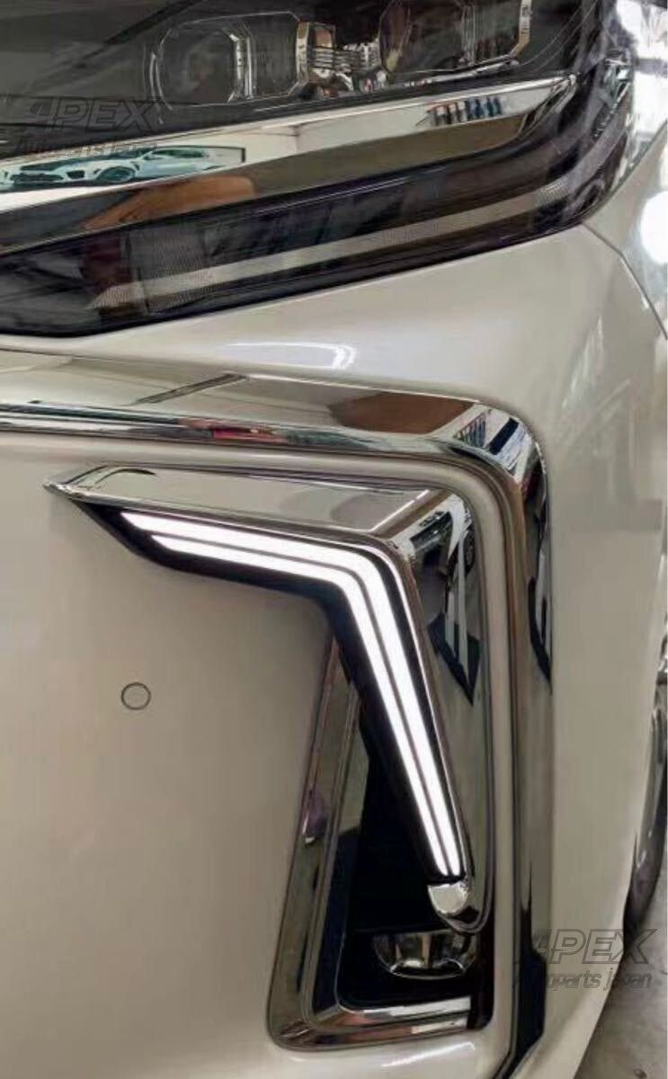 改良版 アルファード 30系 後期 LED ガーニッシュ 改良版 アルファード 30系 後期 LED ガーニッシュ